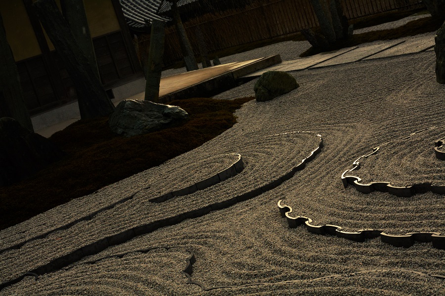 庭園の砂紋